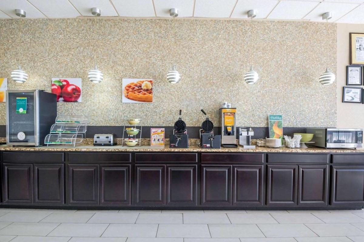 斯威特沃特东温德姆拉昆塔套房酒店 外观 照片